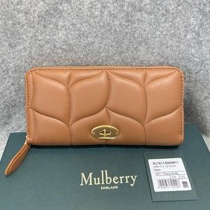 NWT $495 Mulberry Softie Quilted Nappa Leather Zip Around Wallet Tobacco